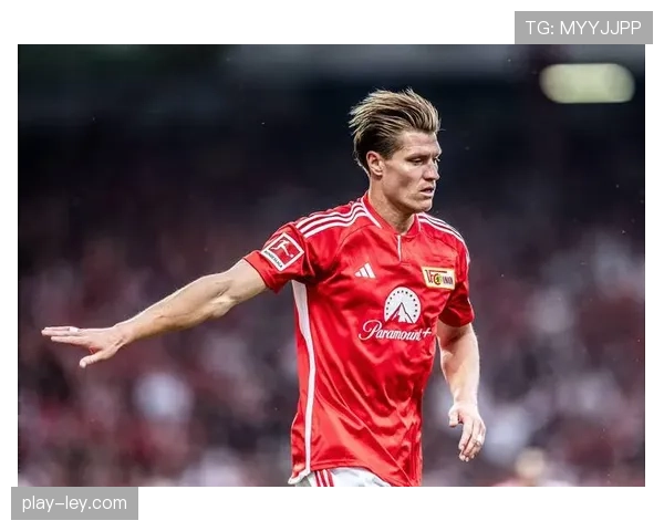 柏林联合训练基地开放日,媒体观察球队重点演练定位球进攻后的防守落位 柏林联合训练基地开放日,媒体观察球队重点演练定位球进攻后的防守落位